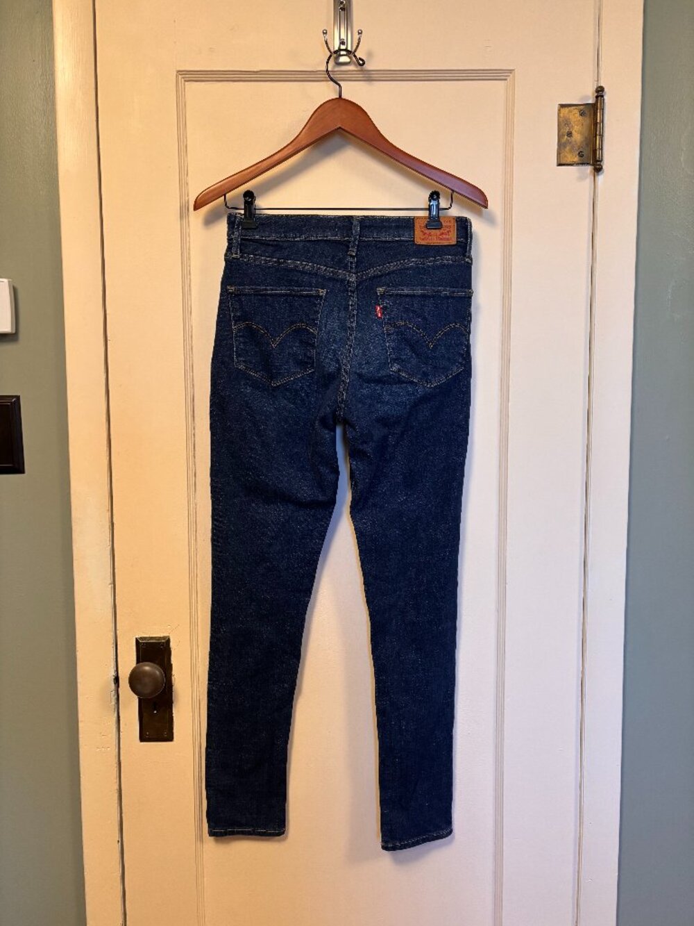 Levi's 721 Hi-Rise Skinny Dark Indigo SIZE 29